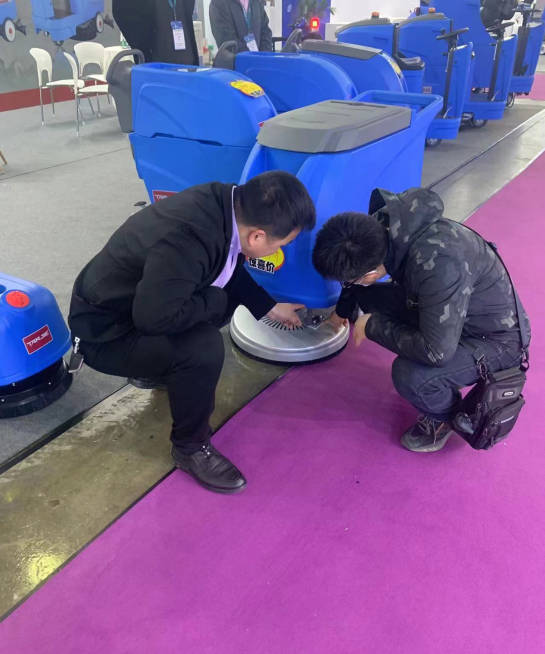 鹤壁小型电动洗地机是否适合用于环卫保洁